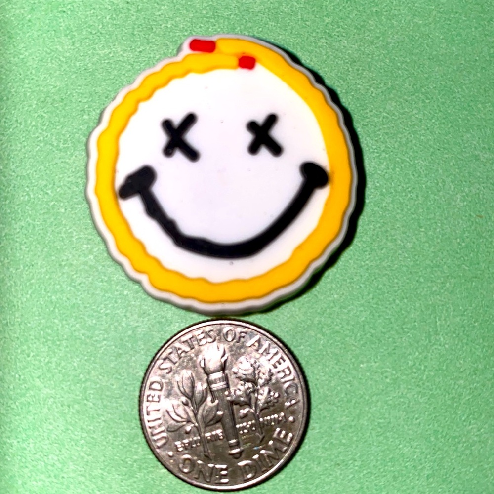 (10 for $15) Smiley Face maybe KAWS Crocs Shoe Charms